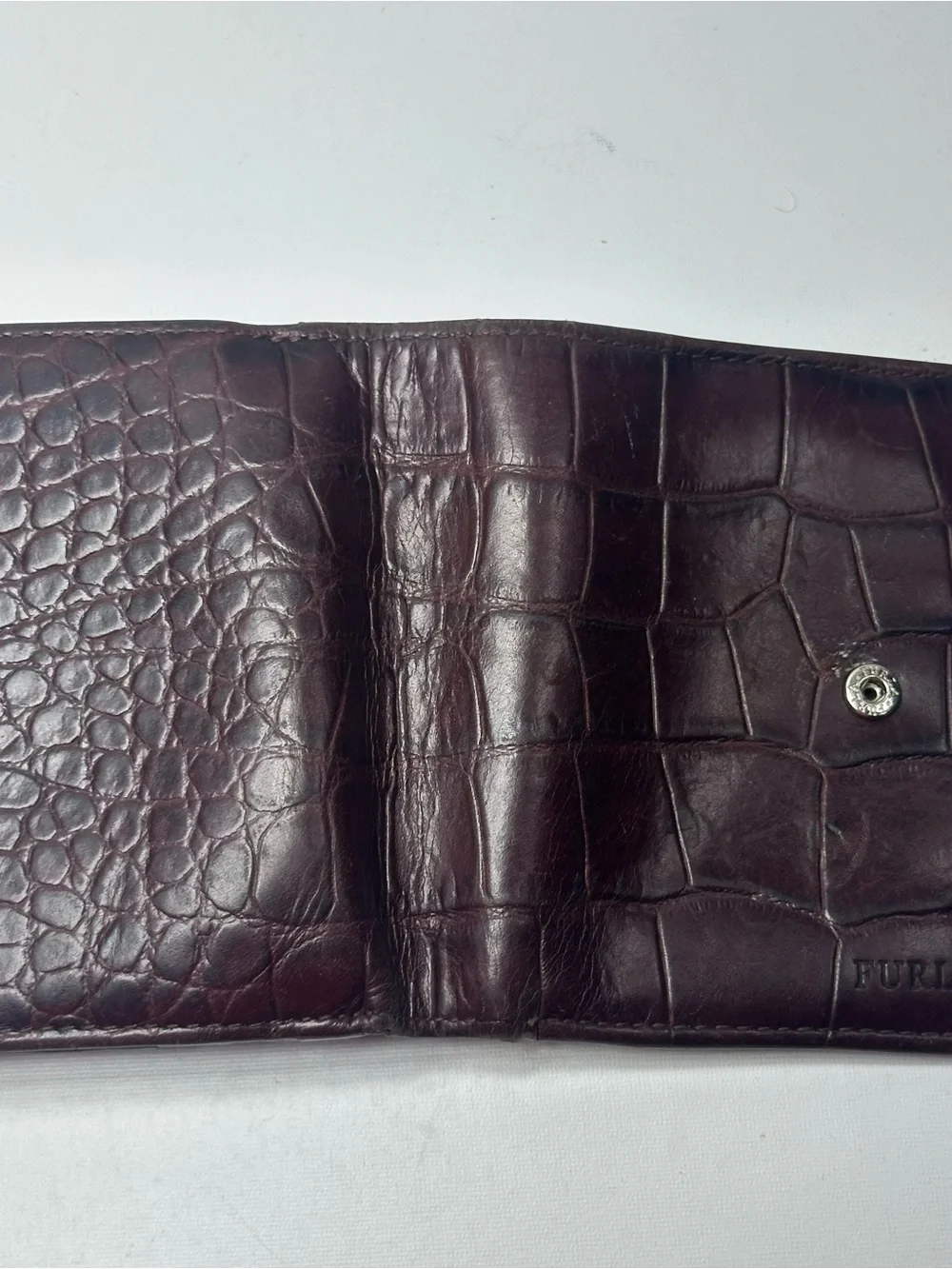 Furla Vintage Brown Croc Embossed Leather Small Bifold Wallet Snap Zip